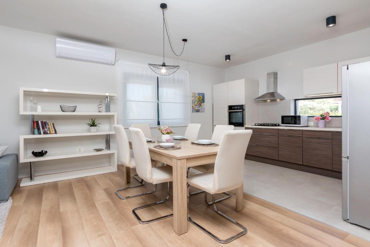Apartman Olea Pula Zewnętrze zdjęcie